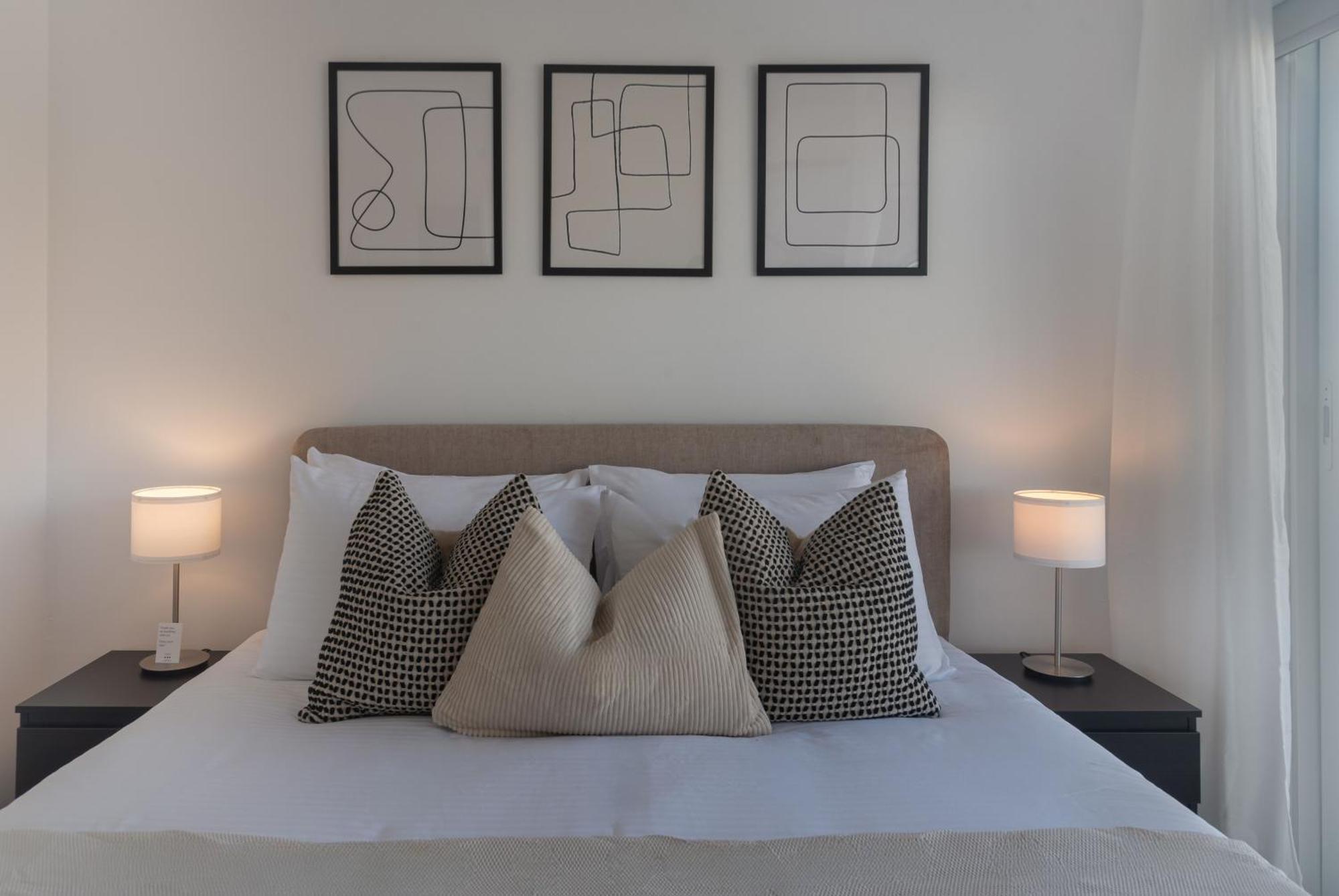 Phaedrus Living City Breeze Residences Finesse Larnaca Esterno foto